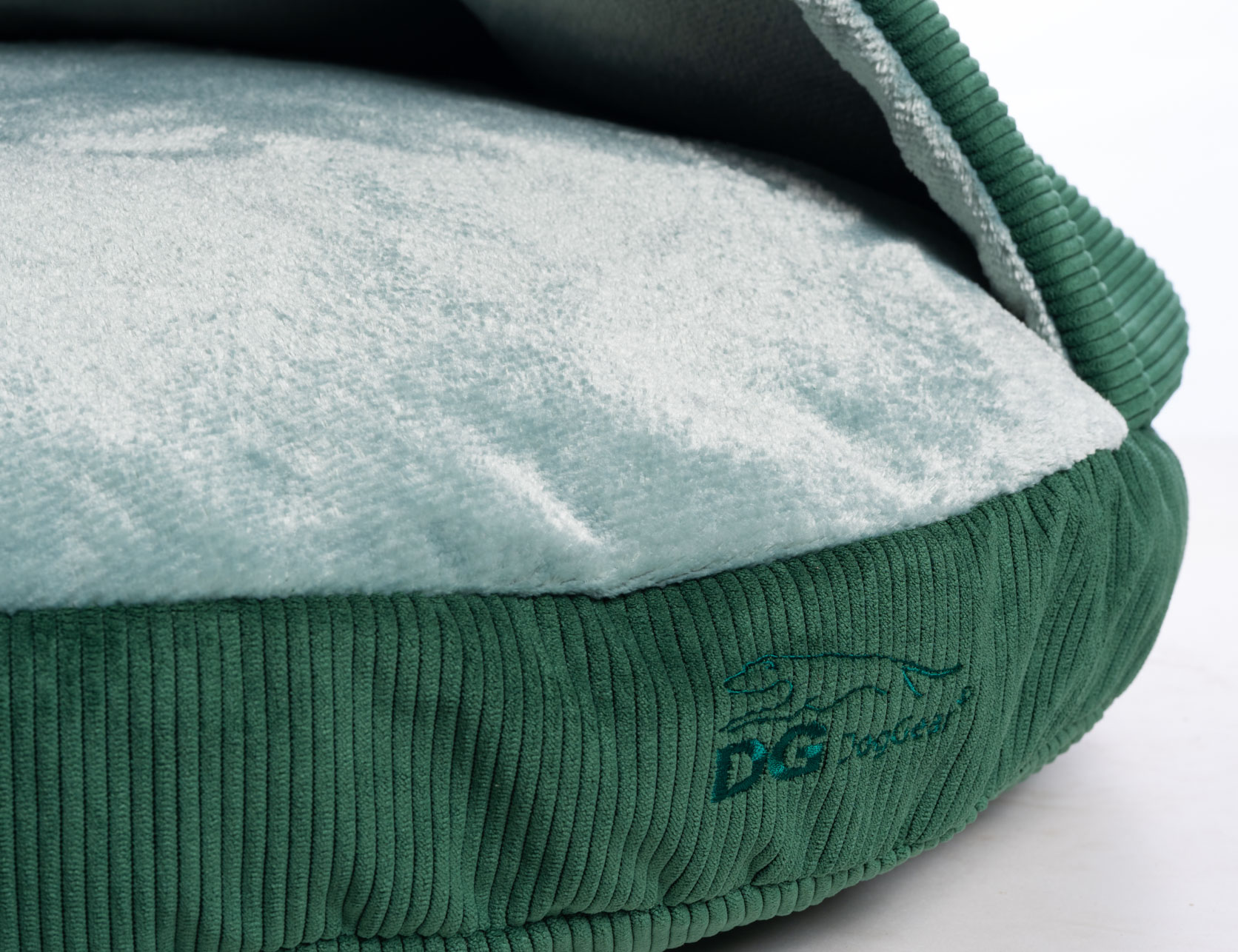 DG COMFY CAVE dog bed CLASSIC "Galapagos Green" - Image 4