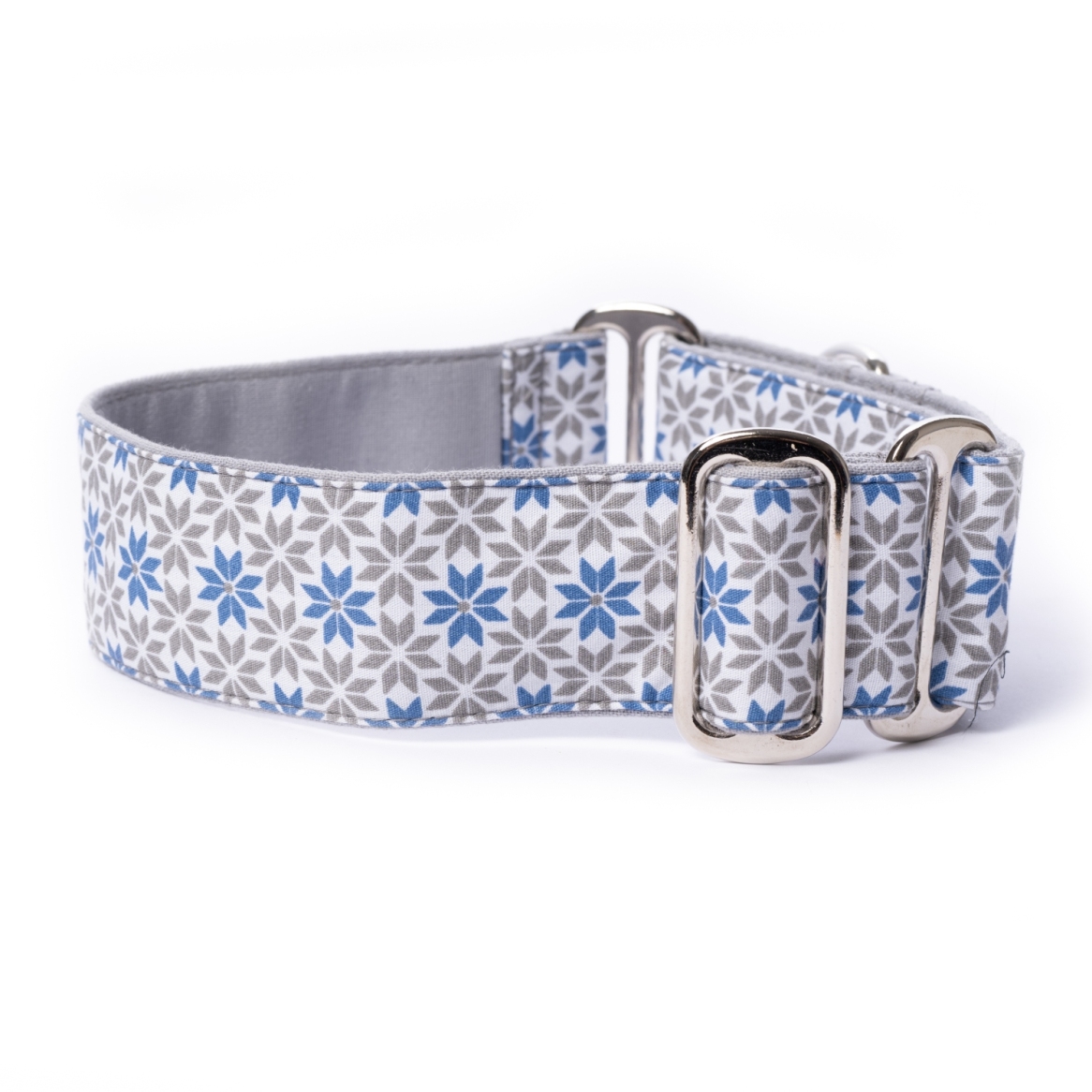 WINTER SNOWFLAKES